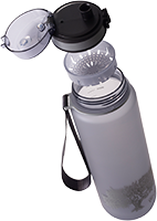 Hygienic water bottle - Bodhi Tree Sports Bottle with fruit filter / fruit infuser. The dust cover ensures that the bottle remains clean and hygienic. 1000ml 